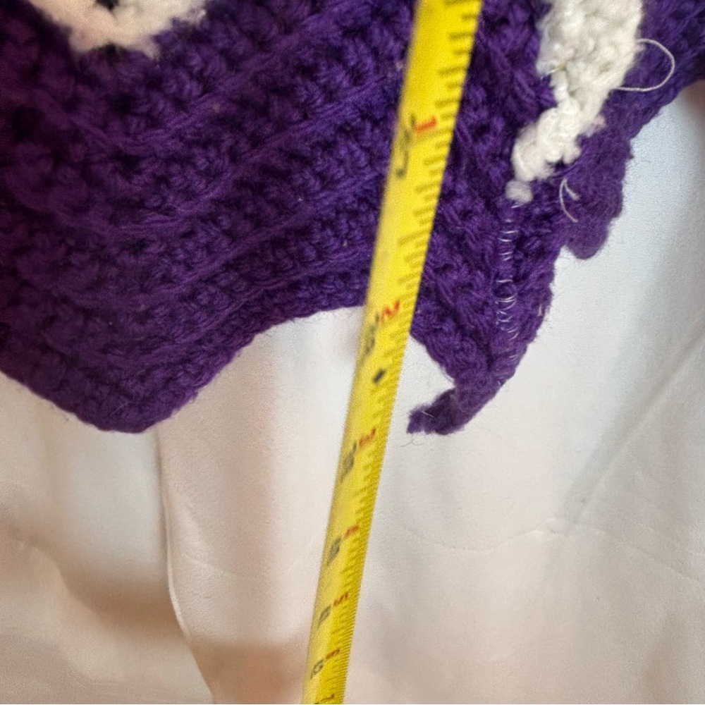 Handmade Purples, Red, Pink, White Chevron Knit Women's Cadigan - Picture 12 of 15